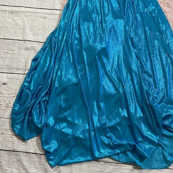 NWT RETROFETE Tova Shimmer Halter Dress in Aqua Blue - Picture 5 of 11